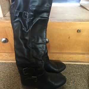 Black boots